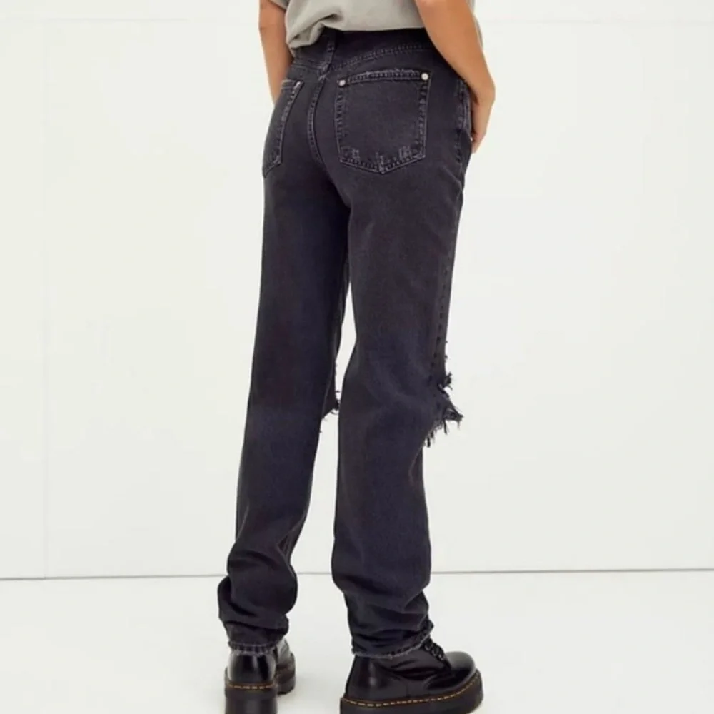 Free People Black High-Rise Distressed Jeans (Lasso)